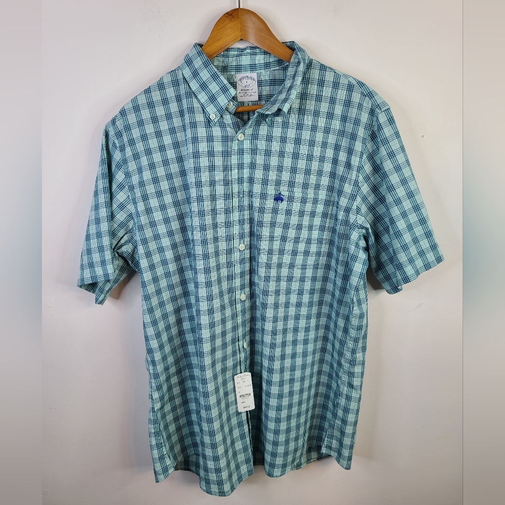 Brooks Brothers - NWT Short Sleeve Button Down Shirt SIZE L - Blue Office Regent